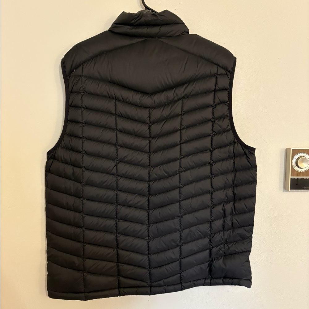 Lands End Puffer Vest View 4